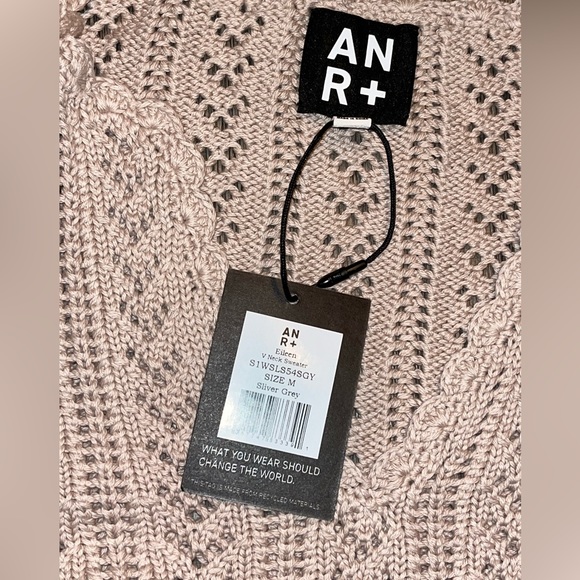 SOLD  NWT ALP N ROCK Sweater - Picture 3 of 4